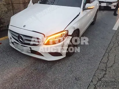 2019, Mercedes-Benz / C 200, 50050 км., gas