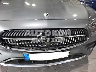 2022, Mercedes-Benz / e300, VIN: W1KZF8GBXNB051051, 64715 км., hybrid, 1991 куб.см.