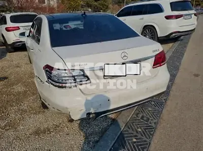 2015, Mercedes-Benz / E 250, VIN: WDDHF9HBXFB106356, 97813 км., diesel