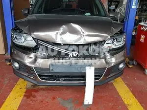 2015, Volkswagen / Tiguan, VIN: WVGZZZ5NZFW080952, diesel
