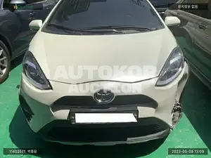 2021, Toyota / Prius C, VIN: JTDKDTB35M1142687, hybrid