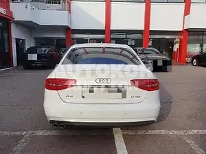 2015, Audi / A4, VIN: WAUZZZ8K1FN029135, 182328 км., diesel, 1968 куб.см.