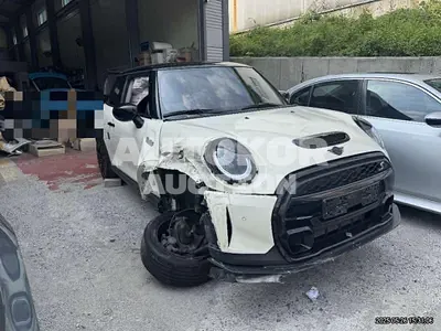 2021, MINI / Cooper, 61470 км., gas
