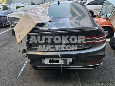 2024, Genesis / G80, 23000 км., gas, 3500 куб.см.