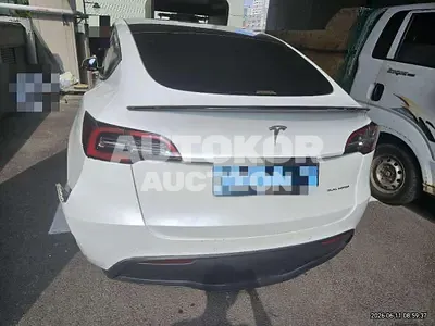 2021, Tesla / Model Y, 160000 км., electric