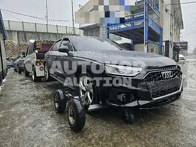 2021, Audi / A4, 62341 км., gas