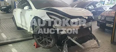 2020, Tesla / Model 3, VIN: 5YJ3E1EA6LF707082, electric