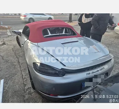 2023, Porsche / 718 boxster, VIN: WP0CD2989RS228084, 19551 км., gas, 4000 куб.см.