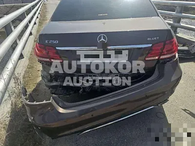 2015, Mercedes-Benz / E 220, diesel