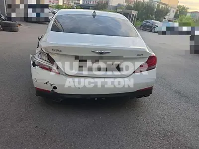 2020, Genesis / G70, 117152 км., gas, 2000 куб.см.