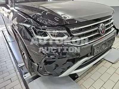 2023, Volkswagen / Tiguan, VIN: WVGZZZ5N9PM006836, 10966 км., gas