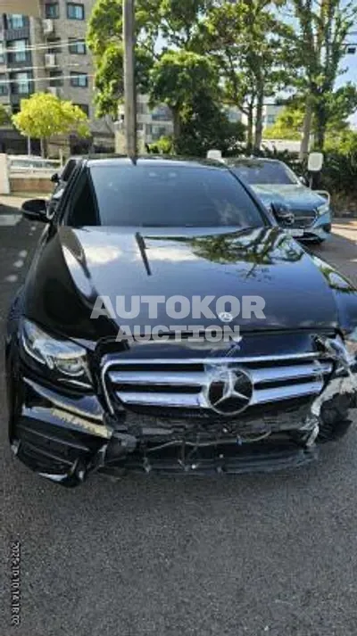 2023, Mercedes-Benz / e300, VIN: W1KZF5EBXPB145600, 11887 км., hybrid