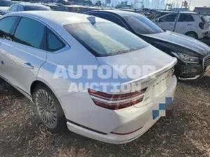 2022, Genesis / G80, 5000 км., electric