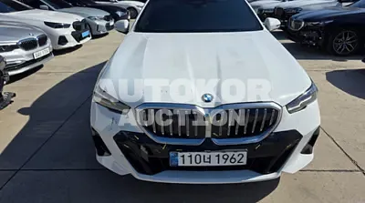 2025, BMW / 520i, gas