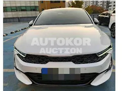 2022, BMW / B5, gas, 2000 куб.см.