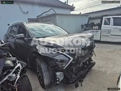 2023, Kia / Sportage, VIN: KNAPX81GBPK099186, hybrid