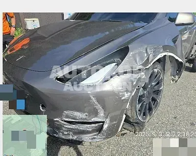 2023, Tesla / Model Y, 42136 км., electric, 236 куб.см.