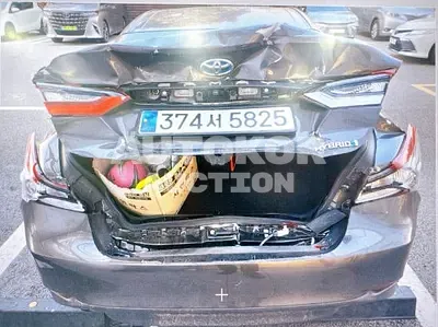 2024, Toyota / camry hybrid, 31751 км., hybrid