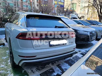 2022, Audi / Q8, VIN: WAUZZZF16ND030733, gas
