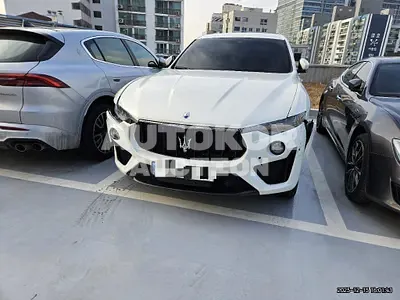 2020, Maserati / Levante, 38325 км., gas