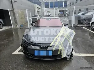2022, Audi / e-tron, 8000 км., electric