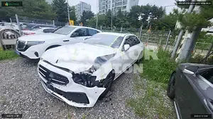 2021, Mercedes-Benz / E 350, VIN: W1KZF8GBXNB008930, hybrid