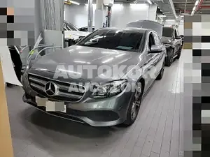 2018, Mercedes-Benz / E 220, 28884 км., diesel