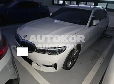 2021, BMW / 320, 62834 км., gas
