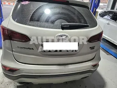 2017, Hyundai / Santa FE, VIN: KMHSW81UDHU740382, 111384 км., diesel