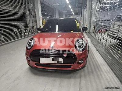 2020, MINI / Cooper, 66632 км., gas