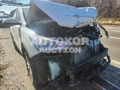 2016, Hyundai / Santa FE, VIN: KMHSU81UBHU701690, 102743 км., diesel