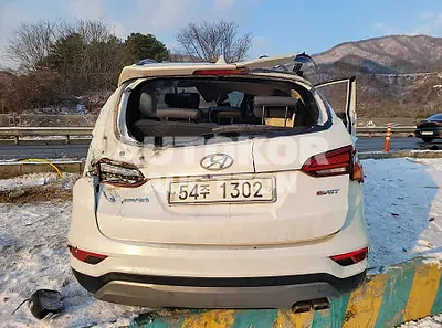 2017, Hyundai / Santa FE, VIN: KMHSW81UBHU760625, diesel