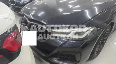 2022, BMW / 520i, 124129 км., gas