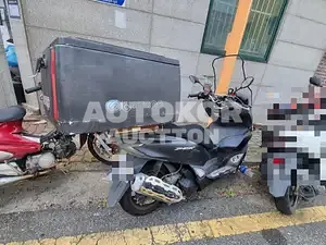 2021, BMW / 125, gas