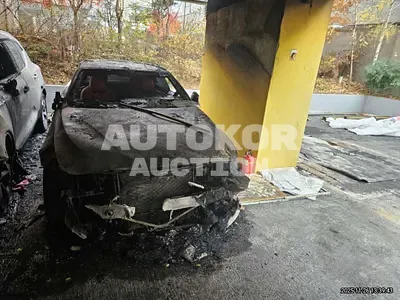 2017, BMW / 428, 80000 км., gas