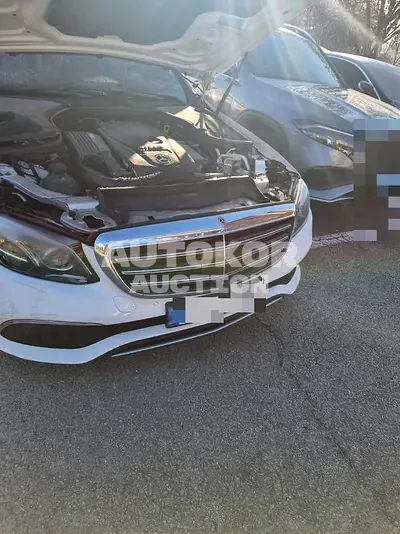 2019, Mercedes-Benz / E 300, 71714 км., hybrid