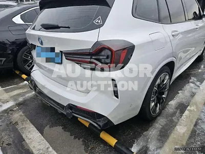 2022, BMW / iX3, 100000 км., electric
