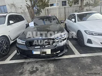 2022, BMW / 530e, 38000 км., hybrid