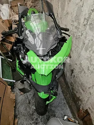 2019, Ferrari / 400, 40000 км., gas, 400 куб.см.