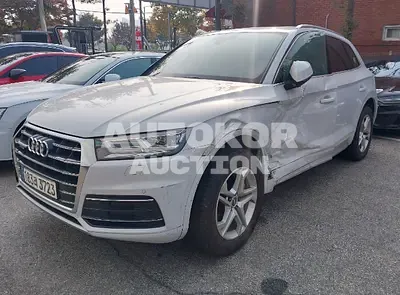 2020, Audi / Q5, VIN: WAUZZZFY1L2077125, 15821 км., gas