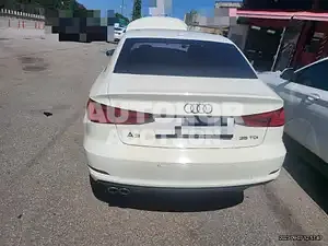 2015, Audi / A3, VIN: WAUZZZ8V7F1077417, 142281 км., diesel