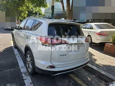 2016, Toyota / RAV4, 100000 км., gas