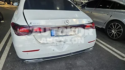 2025, Mercedes-Benz / e300, 19897 км., gas