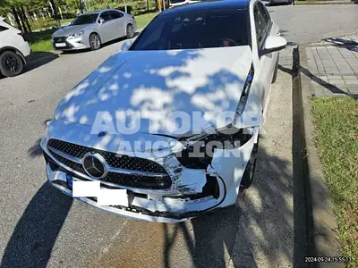 2023, Mercedes-Benz / c300, VIN: W1KAF4HB9PR086646, 29473 км., gas
