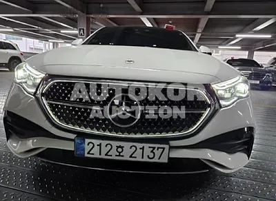 2026, Mercedes-Benz / e300, 1665 км., gas