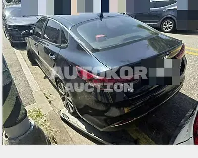 2015, BMW / B5, 90297 км., gas, 1999 куб.см.