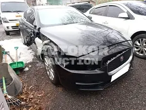 2015, Jaguar / XE, VIN: SAJAB4BN7GA926335, 106806 км., gas