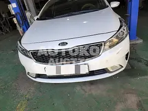 2016, BMW / Z1, VIN: KNAFK412BGA950100, 100000 км., gas