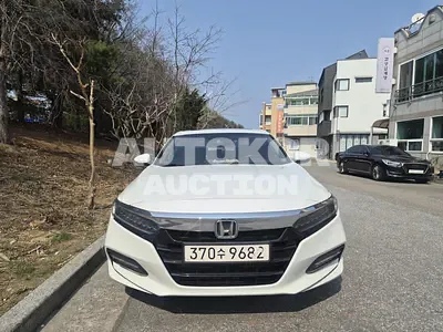 2018, Honda / accord hybrid, VIN: 1HGCV3650JA510048, 284000 км., hybrid