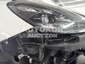 2020, Porsche / Cayenne, unknown